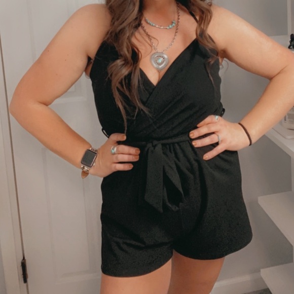Active USA Black Jumpsuit with Wrap V-Neck and Tie Waist - Picture 1 of 4